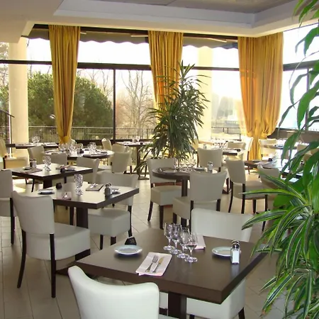 Brit Du Hotel