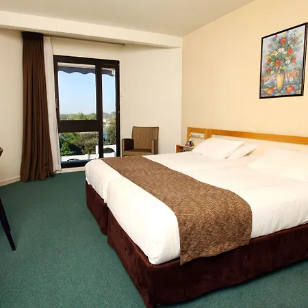 Hotel Brit Du 2*