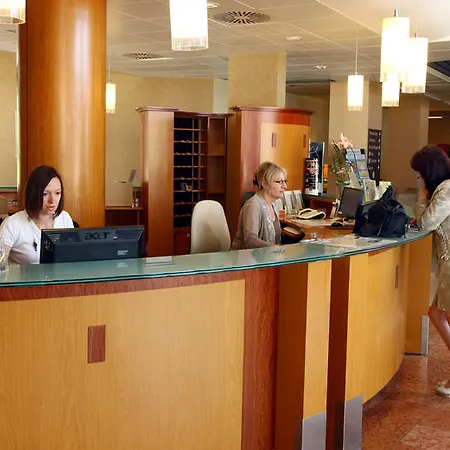 Brit Du Hotel 2*